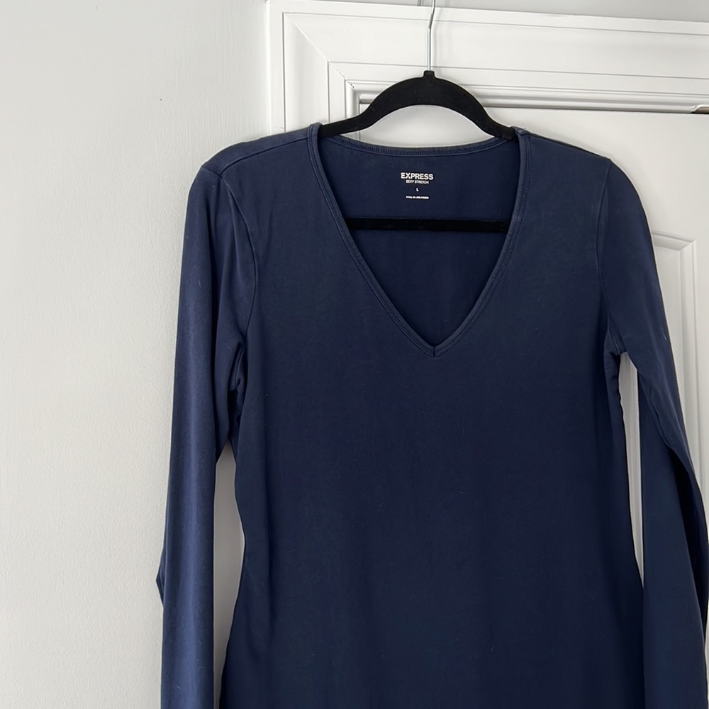 Express Top - Picture 2 of 3